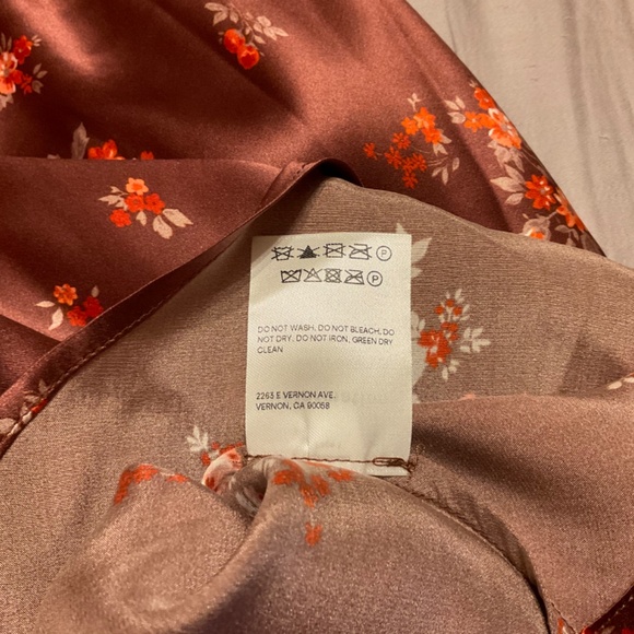 Reformation Pratt Silk Midi Skirt in Nona Size 4 - Picture 9 of 9